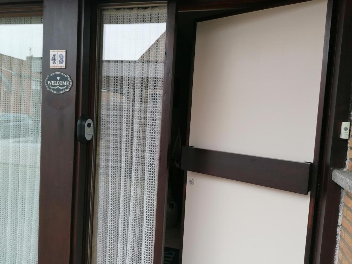 Logies Lily Apartment Oudenburg Екстериор снимка